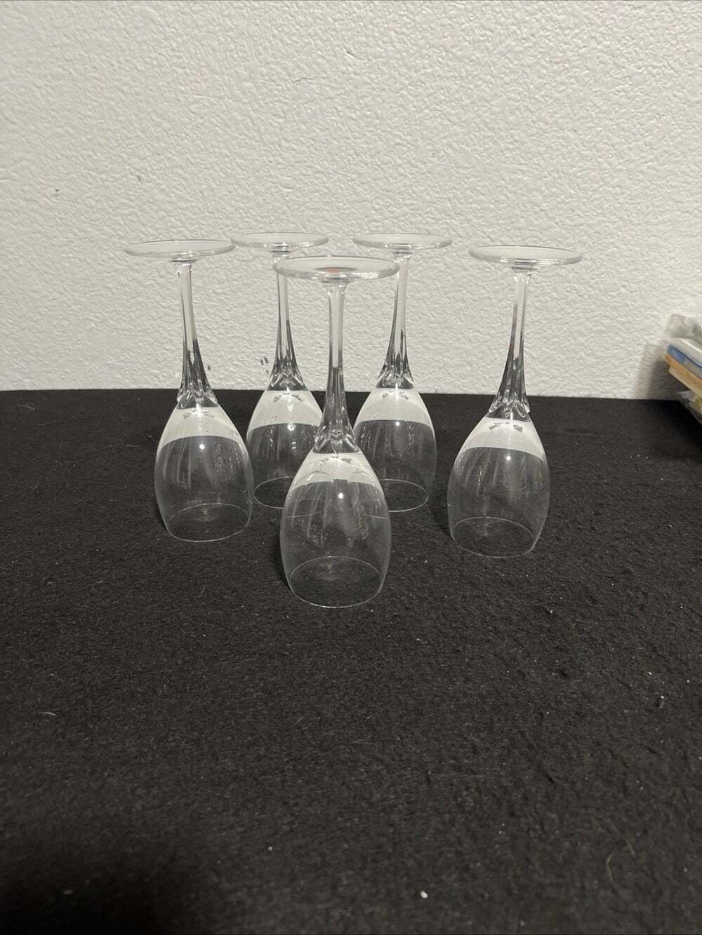 Jolie Crystal Wine Glasses Plain 7.5” Tall 3.25” Volume 2.5” Width